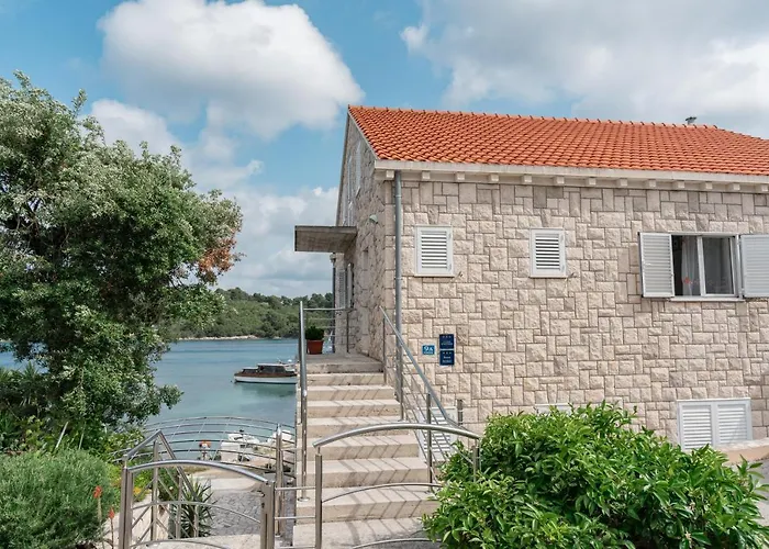 Affittacamere Kamarin 3*