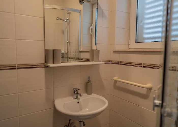 Affittacamere Kamarin 3*